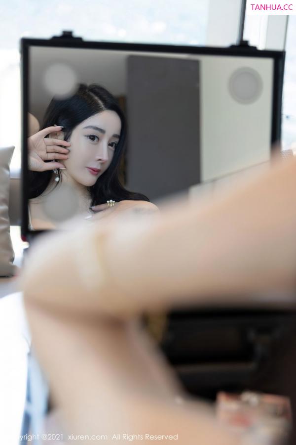 允薾  [XiuRen]高清写真图 2021.10.22 No.4103 允薾第6张图片
